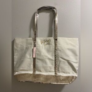 NWT Victoria’s Secret Gold Sequin Tote